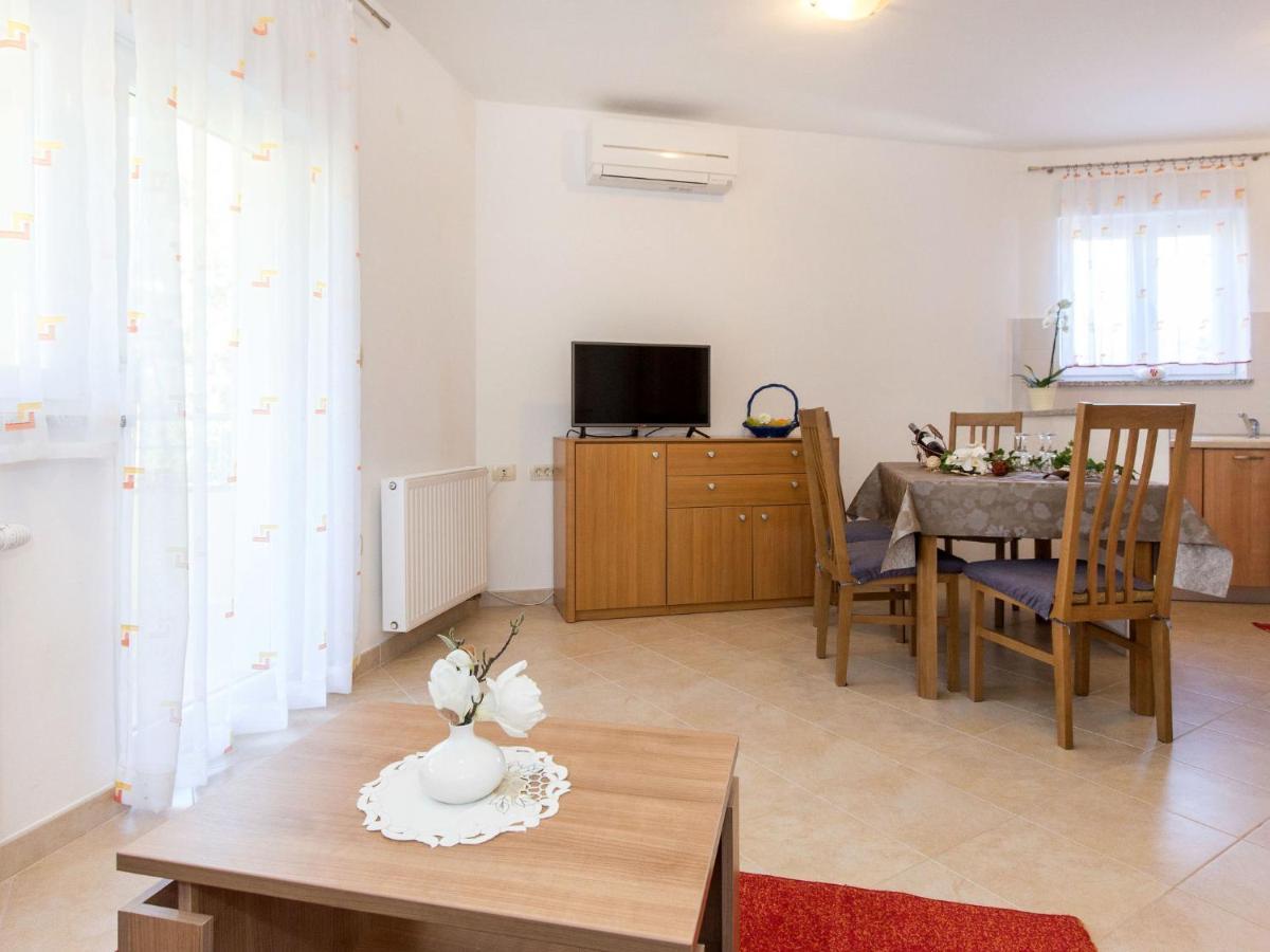 Apartment Andrea - Mod141 By Interhome Martina エクステリア 写真
